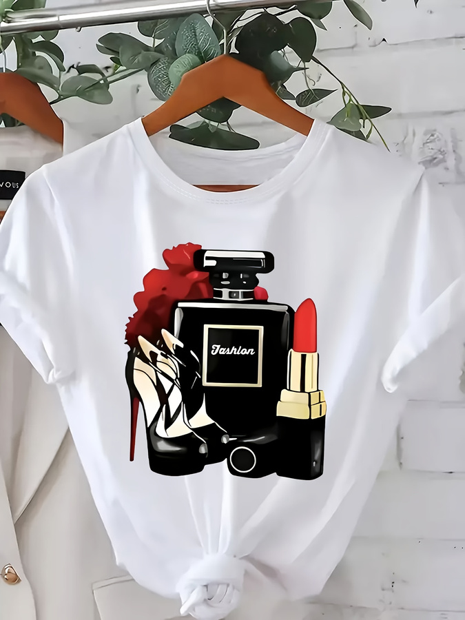Women'S Fashion Trends Fall 2025 - Kadın Paris Parfümü ve Ruj Baskılı