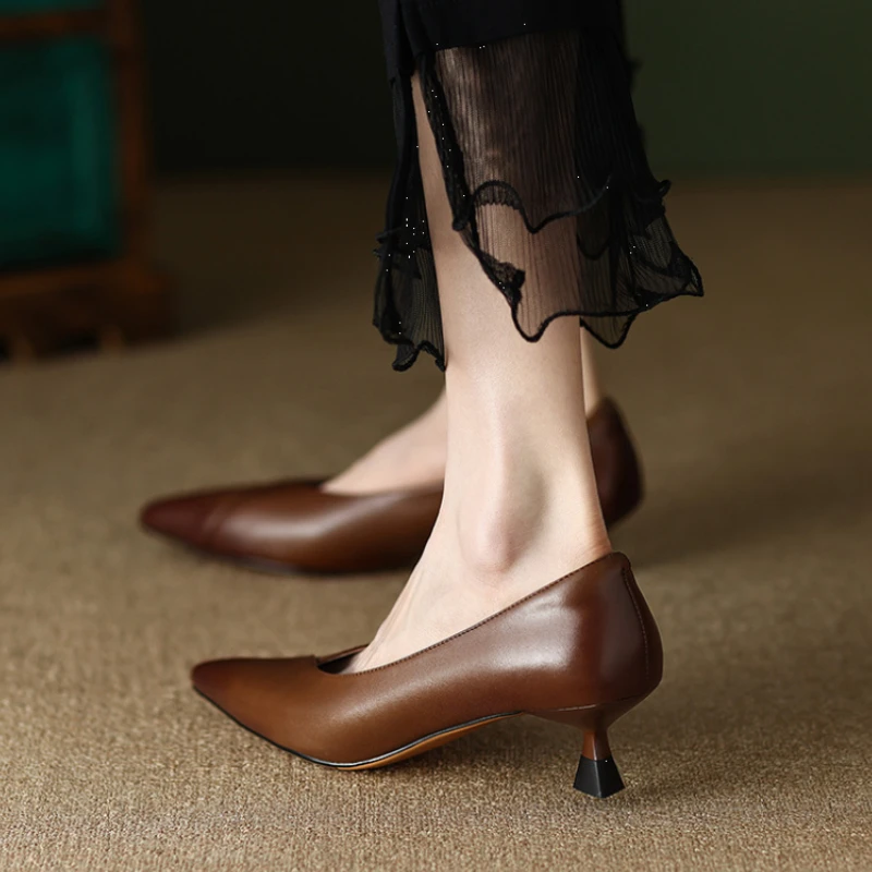 Women'S Fashion Quick Delivery - Orta Boy Bayan Pompaları ile Kare