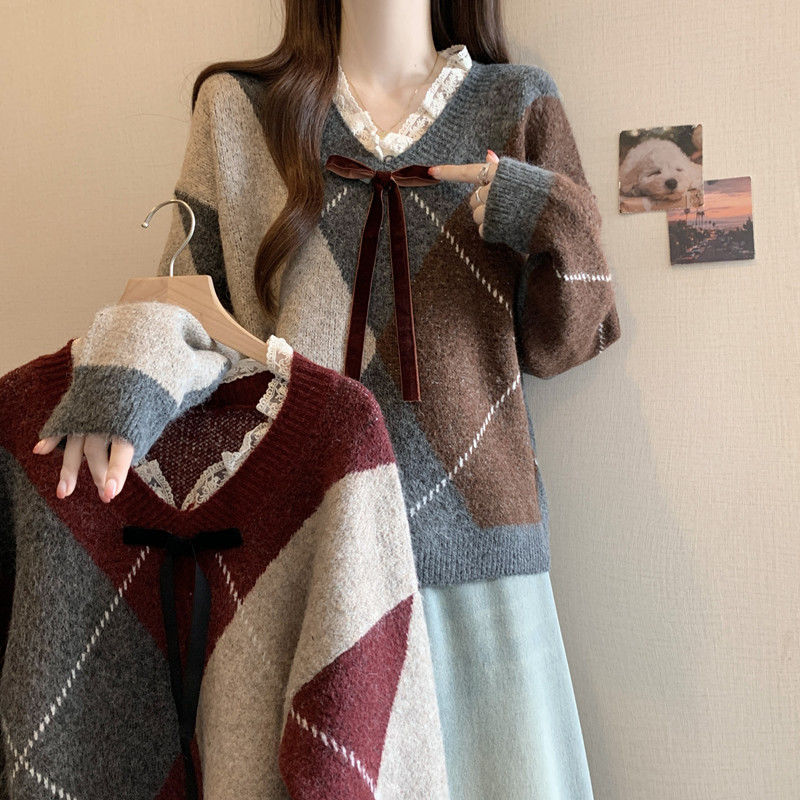 Women'S Fashion Trends Fall 2025 - Kadınlar İçin Örme Kazaklar V Yaka