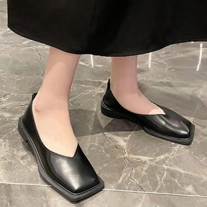 Roma Kadınları Düşük Topuklu A - Women'S Fashion Footwear incelemesi ve fiyatı